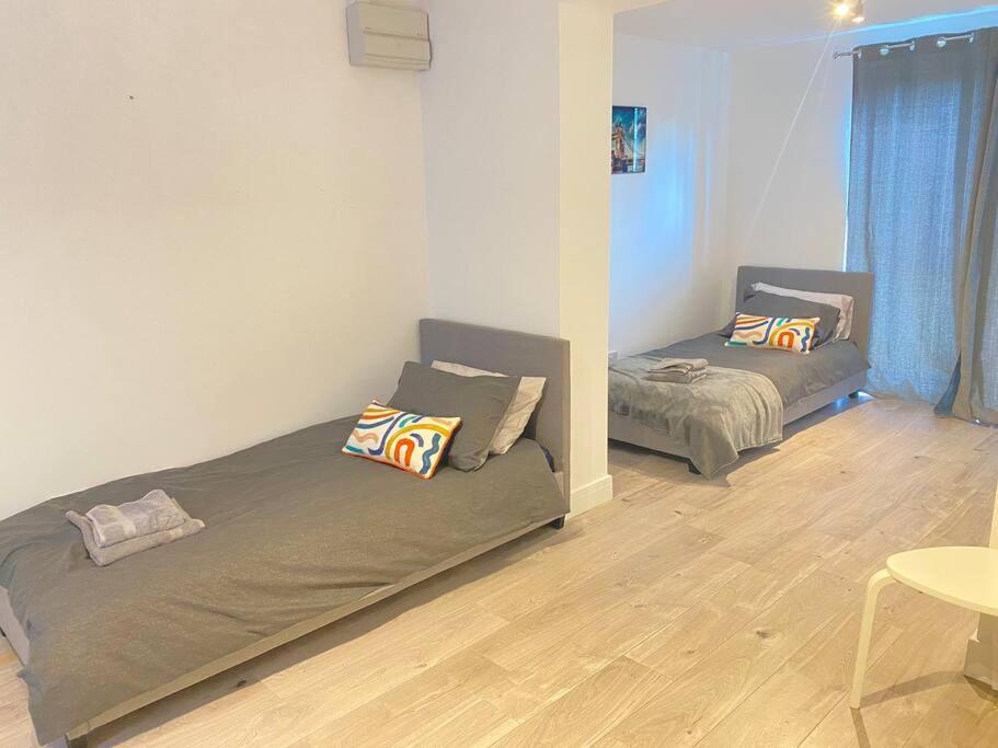 Flat 03 Studio Flat Near Aylesbury Station Free Parking Buitenkant foto